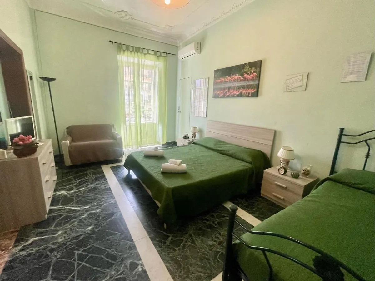 Maya\'S Apartment Close To Ballaro Market And Central Station contacts